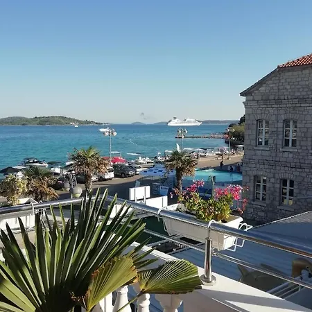 Zana Apartmán *