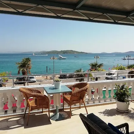 Zana * Vodice