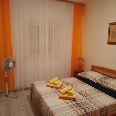 Appartamento Zana Vodice